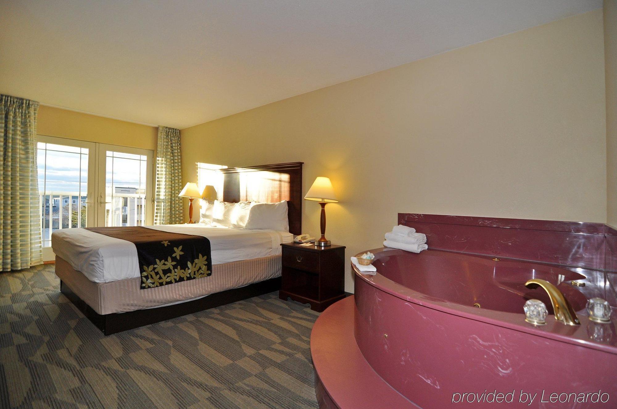 Gold Leaf Hotel Of Dewey Дьюи-Бич Номер фото